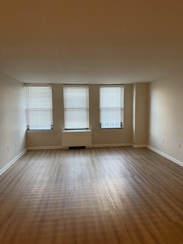 Foto del edificio - 967 Asylum Ave