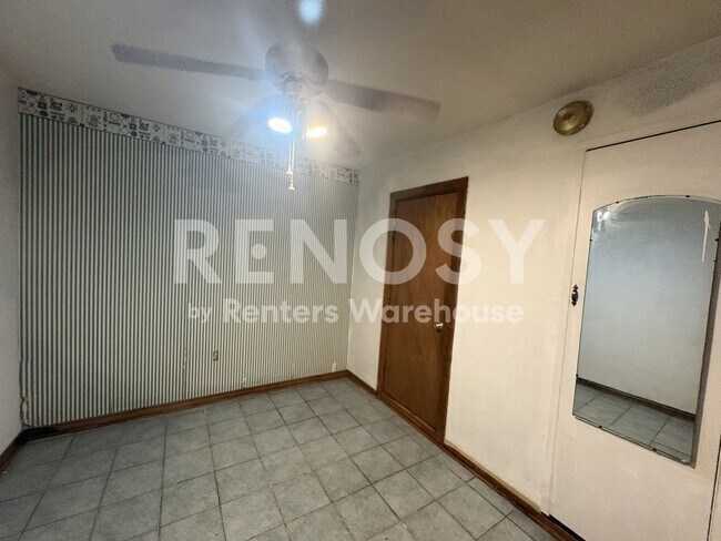 Foto del edificio - 1501 Briarwood Blvd