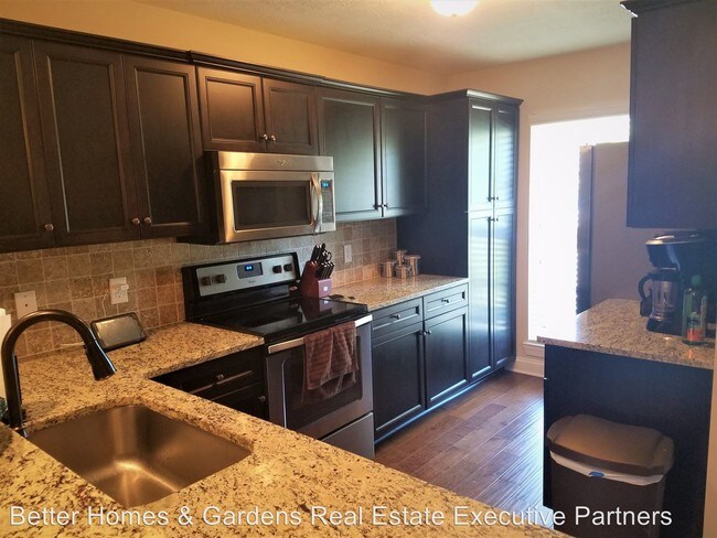 Building Photo - 2 br, 2 bath House - 192 Toronto Rd