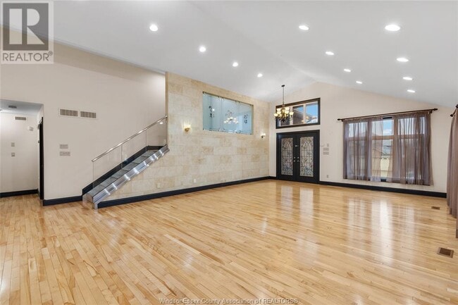 Building Photo - 4825 Barcelona Crescent