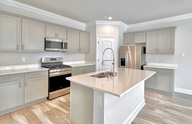 Modern 3BR/2.5BA Home Near LSU - Double Ga... - Modern 3BR/2.5BA Home Near LSU - Double Ga...