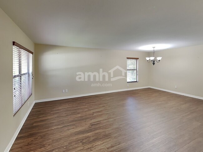 Building Photo - 4330 Millicent Circle