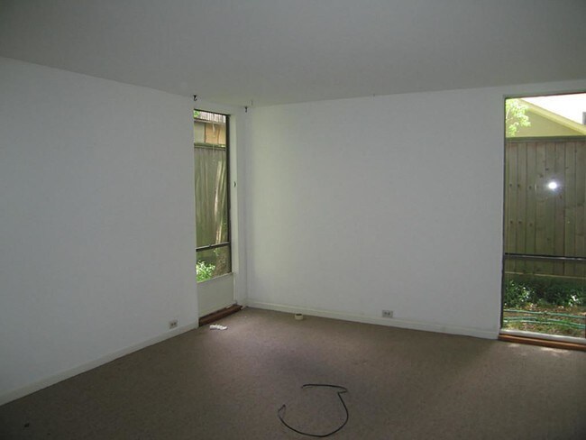Building Photo - 1740 Hawthorne St