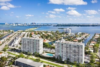 Building Photo - 2150 Sans Souci Blvd