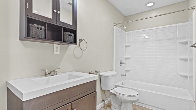 Foto del edificio - 4108 Rosalia Ln