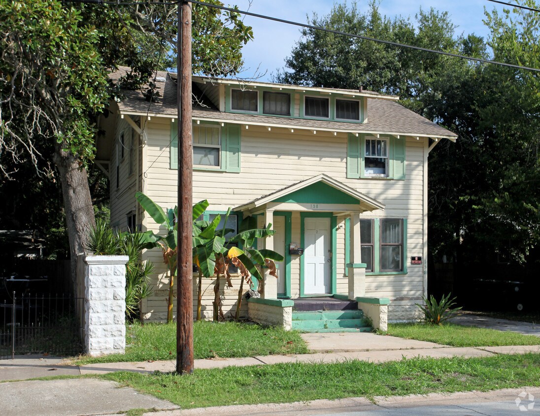 Building Photo - 158 Arlington Ave