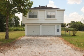 Building Photo - 306 Virginia Dr