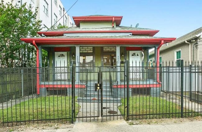 Building Photo - 3020-3022 General Taylor St