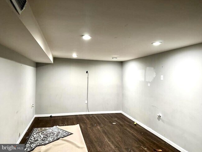 Building Photo - 21205 Watercress Cir