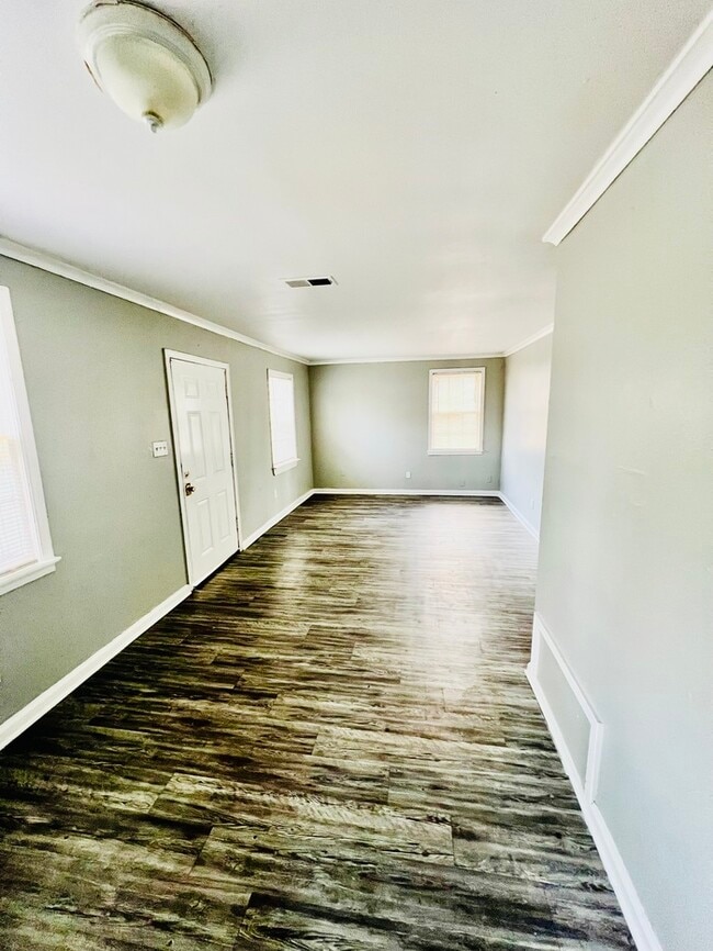 Foto del edificio - Section 8 Welcomed