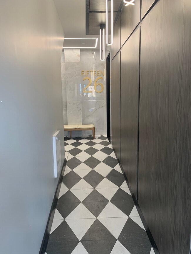 Foto del edificio - 1526 Lincoln Pl
