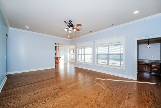 Foto del edificio - 111 Carleighfalls Dr