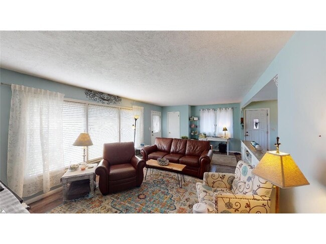 Building Photo - 204 N Blackman Ave