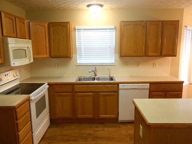 Foto del edificio - 4436 Edgarton Dr