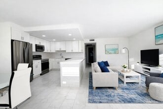 Building Photo - 2003 Lincoln A