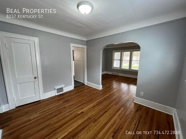 Building Photo - 8237 Kentucky St