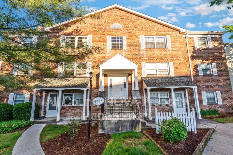 4413 Romlon St Unit 301, Beltsville, MD 20705 Condo for Rent in