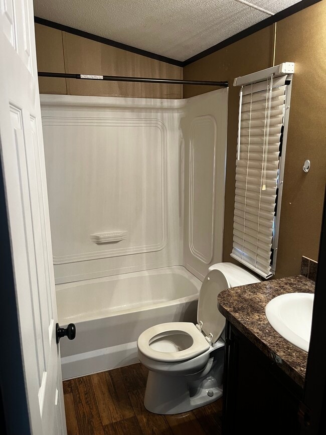 Foto del edificio - 513 N Avenue F