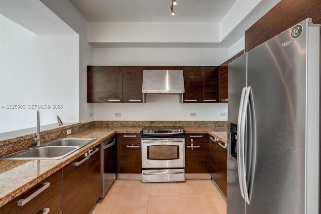 Foto del edificio - 2525 SW 3rd Ave
