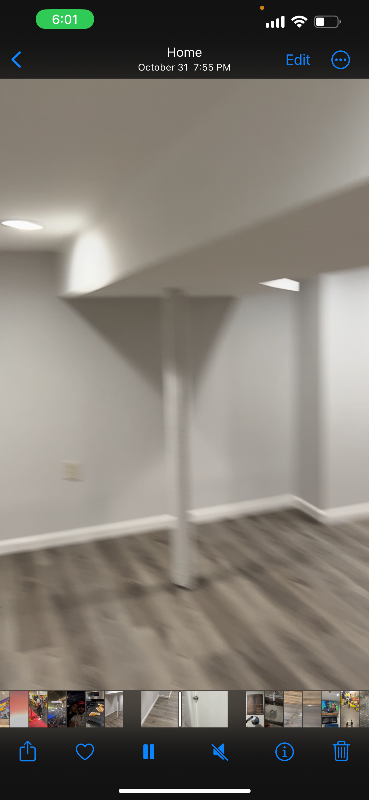Building Photo - 285 Pearsall Ave