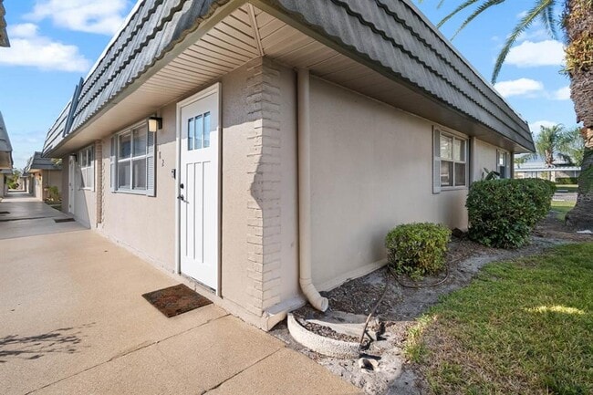 Foto del edificio - 1802 Bedford Terrace