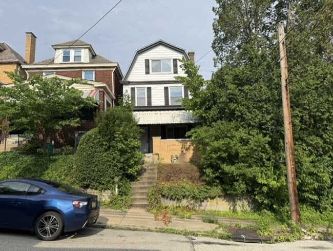 Building Photo - 75 Craighead St
