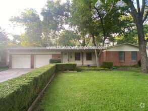 Building Photo - 1521 Larkspur Dr