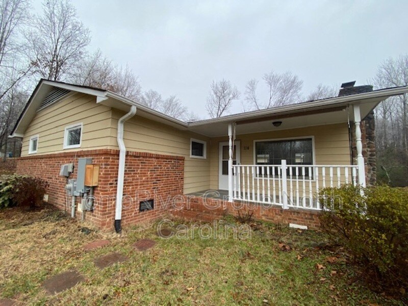 114 Weeping Willow Ln, Greensboro, NC 27405 House for Rent in