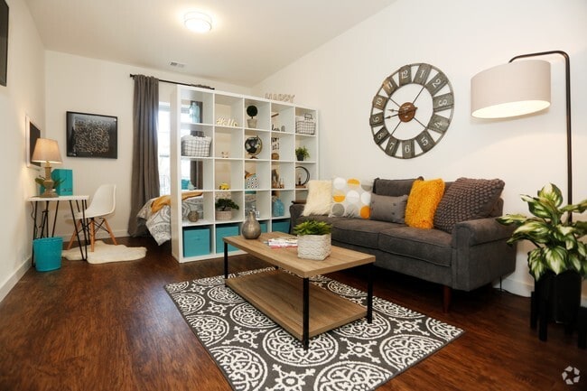 Interior Photo - The Attain