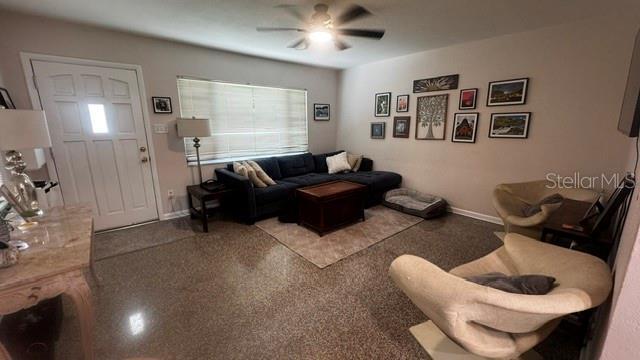 Foto del edificio - 805 W Virginia Ave