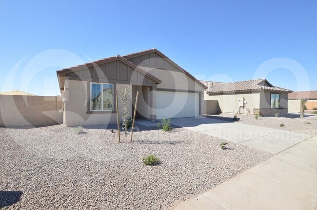 Building Photo - 2032 E Velvet Pl