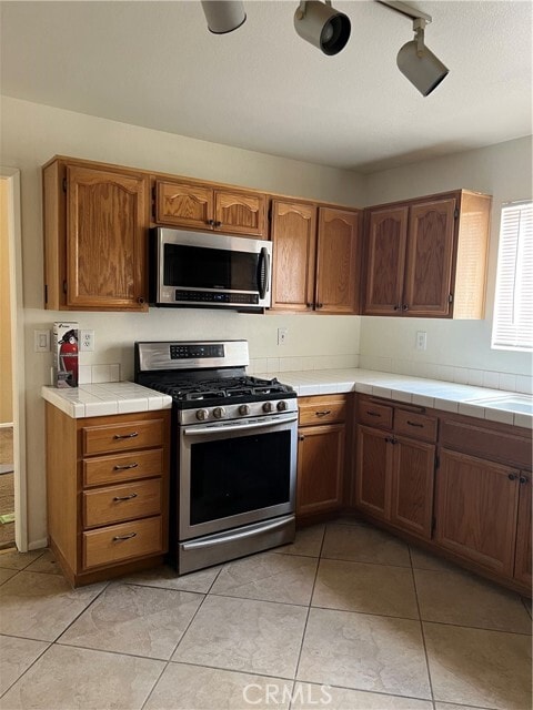 Building Photo - 15375 Fremont Dr