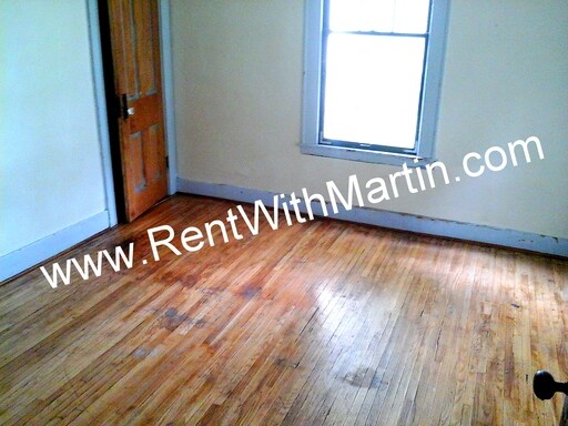 Building Photo - 117 Linwood Ave