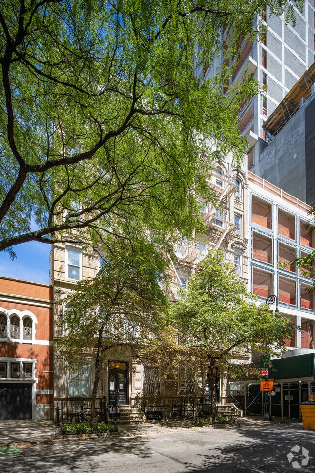 Foto del edificio - 245 E 62nd St