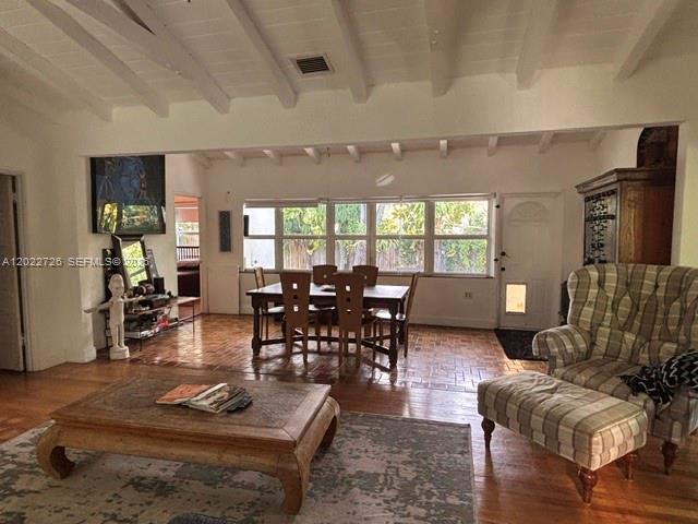 Foto del edificio - 8228 NE 8th Ct