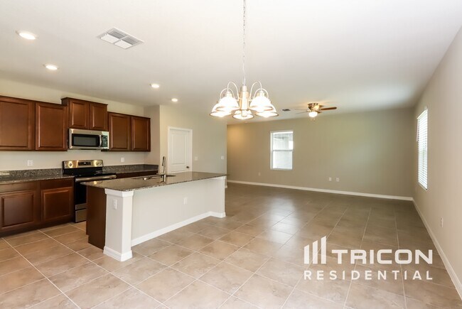 Foto del edificio - 12737 Lemon Pepper Dr