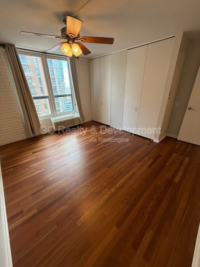 Photo - 899 S Plymouth Ct Apartment