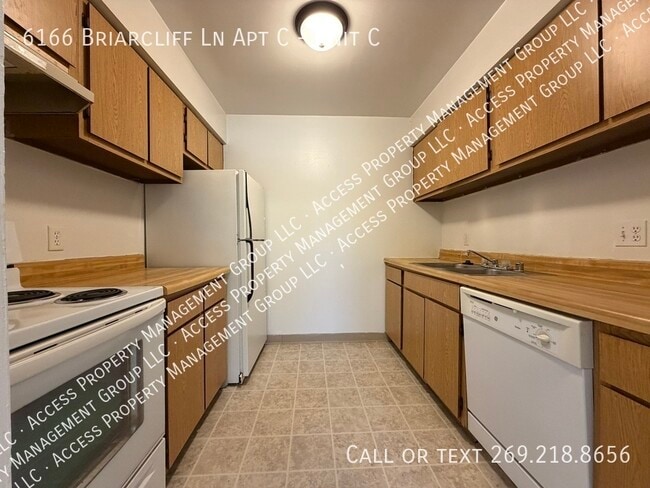 Foto del edificio - 6166 Briarcliff Ln