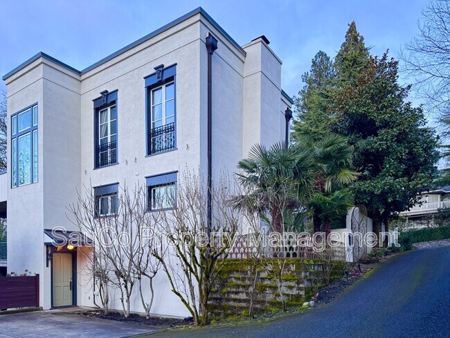Foto del edificio - 1980 SW Terrace Dr