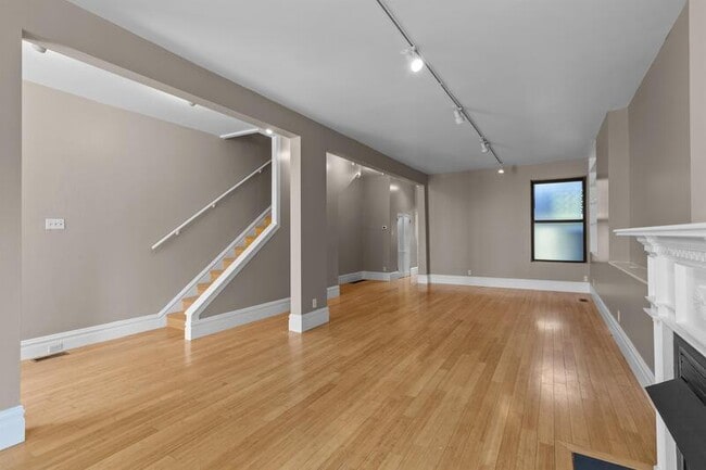 Building Photo - 4133 Laclede Ave
