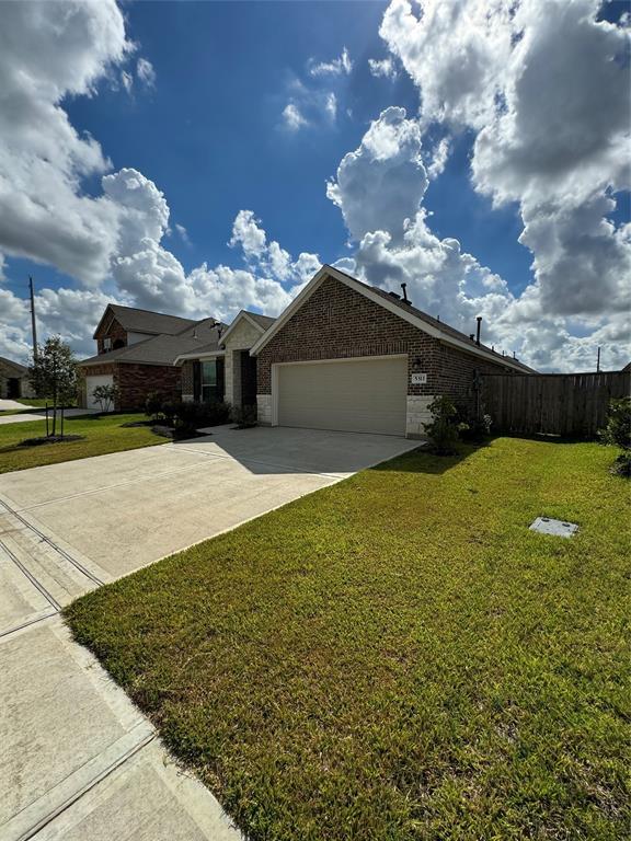 Foto del edificio - 5311 Sleepy Fox Ln