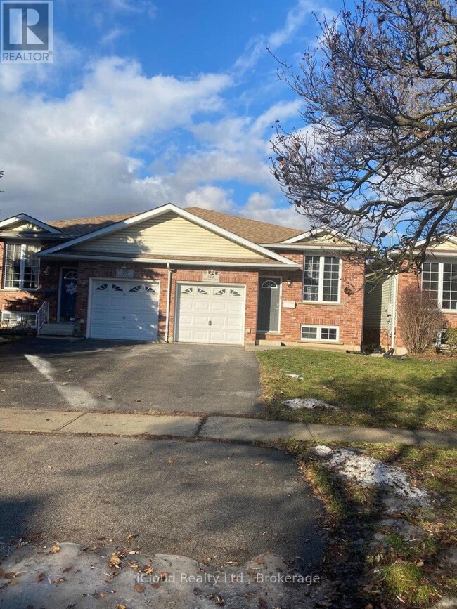 Building Photo - 122 Marlborough St