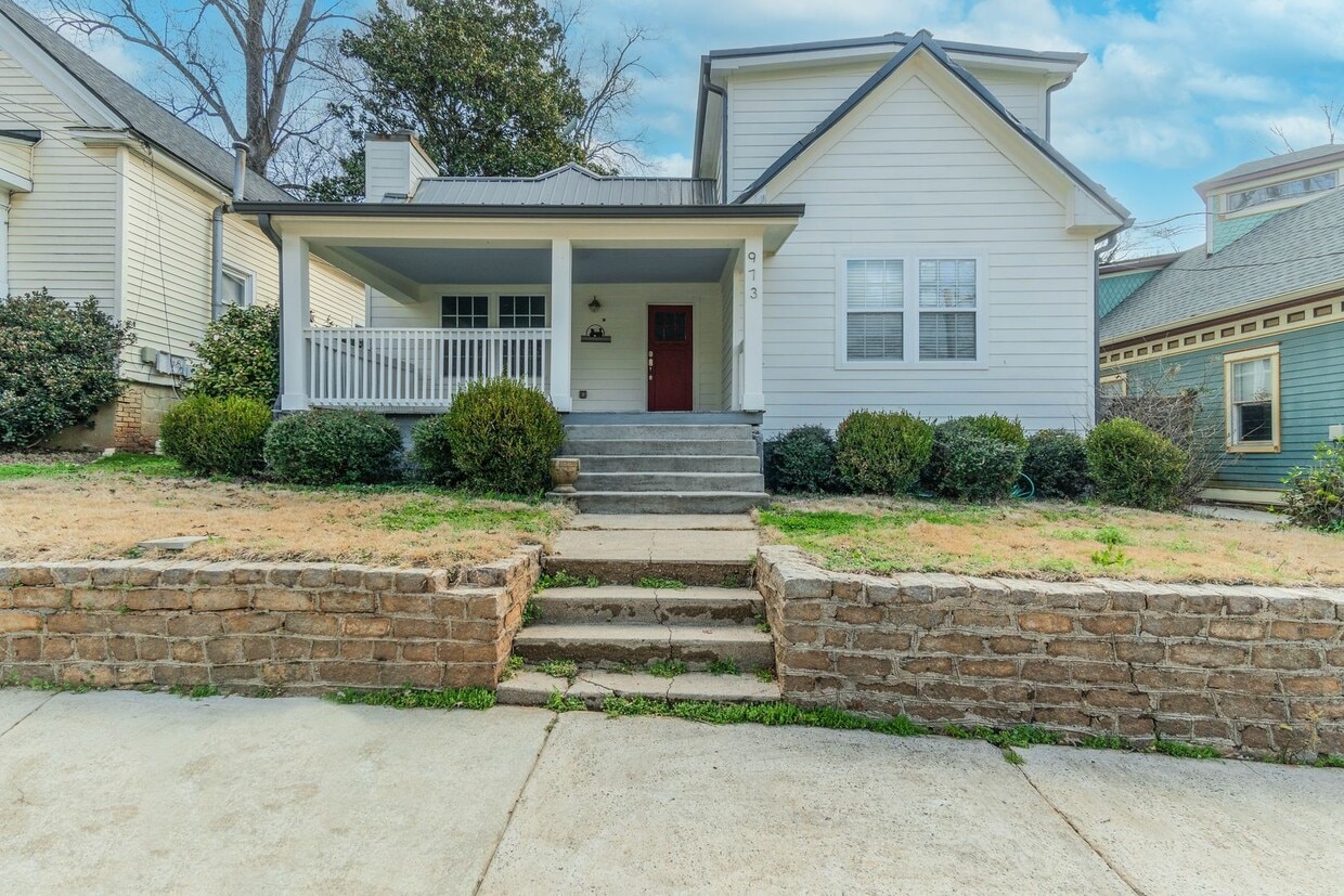 Newly Updated 4/3 in Howell Station w/ Ful... - Newly Updated 4/3 in Howell Station w/ Ful...