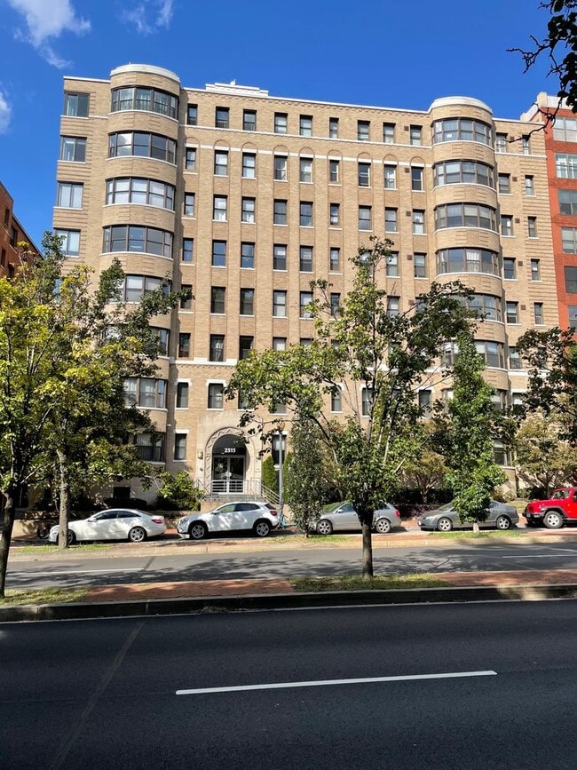 Building Photo - 2515 K St NW