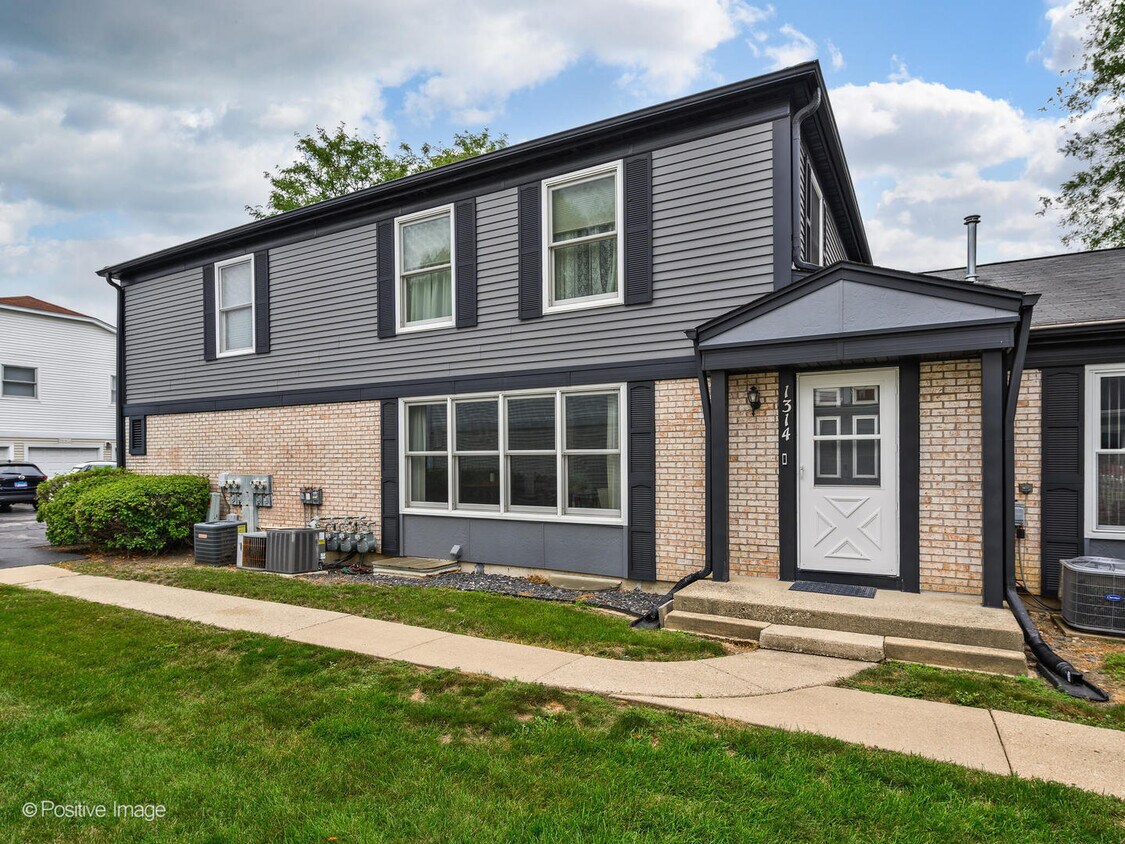 1314 Inverrary Ln, Deerfield, IL 60015 Townhome Rentals in Deerfield