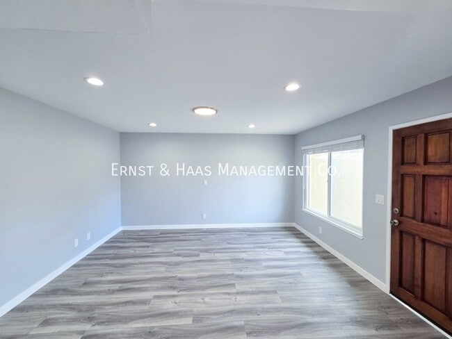 Building Photo - 12526 Cuesta Dr