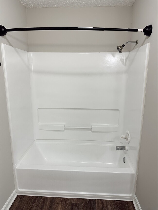 2x2 - 980 sq ft - Meadow Oaks