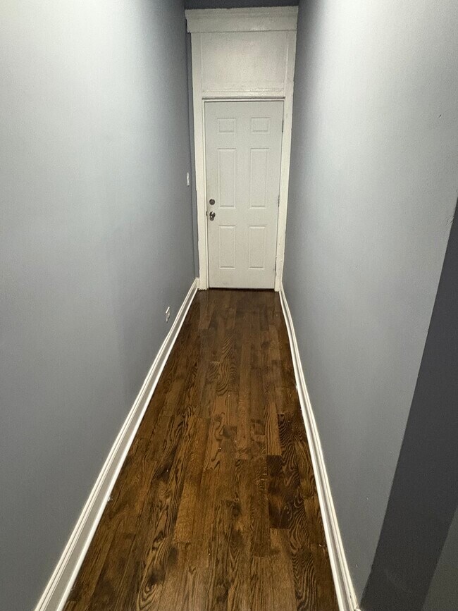 Foto del edificio - 4251 W Jackson Blvd