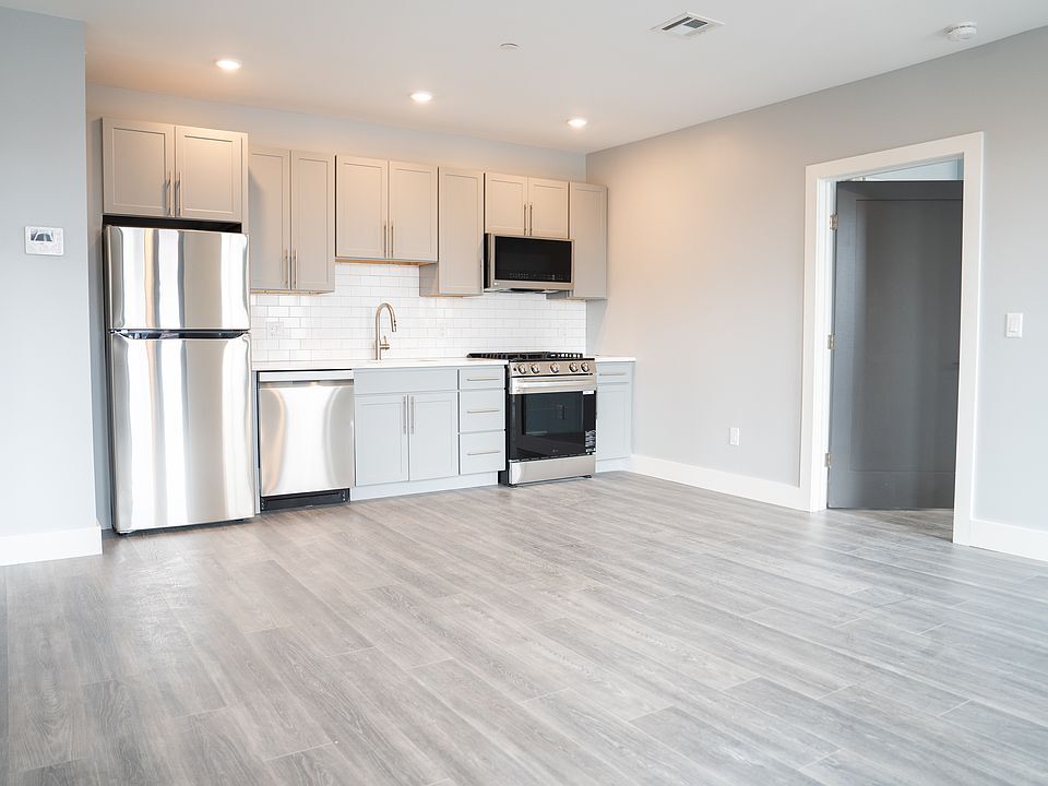 *Pictures are representative samples of the advertised unit. In some cases, the actual units you tou - 367 Western Ave