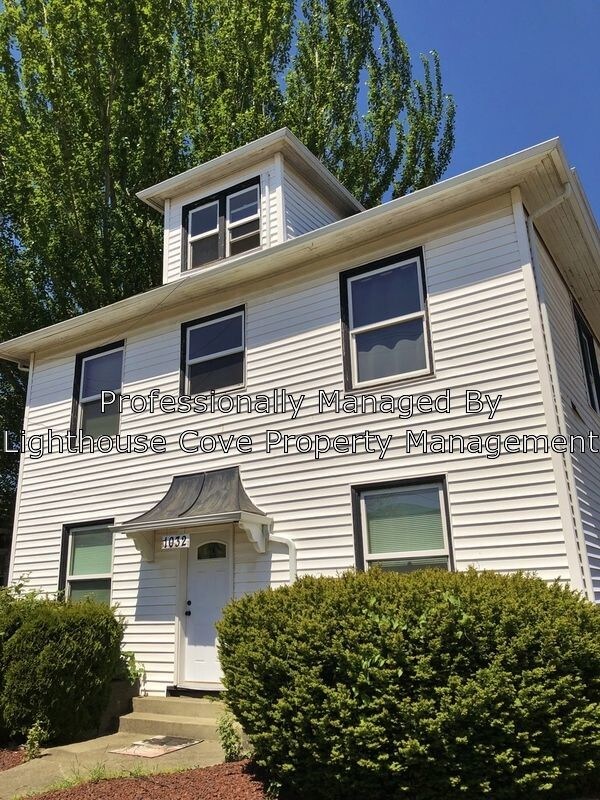 Building Photo - 1032 Burwell St